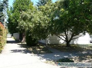 810 Lochaven Ave, Springfield, OR 97477