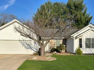 2077 Fernwood Dr, Jenison, MI 49428