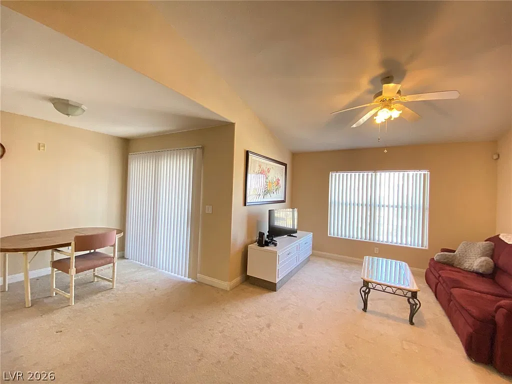2 bed, 2.0 bath, 1036 sqft, $1,350 — Photo 3