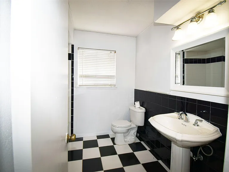 1806 Cedarwood Ct — Photo 28