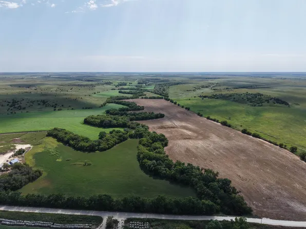 2675 P Rd, Woodston, KS 67675