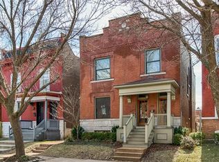 2728 Accomac St, Saint Louis, MO 63104