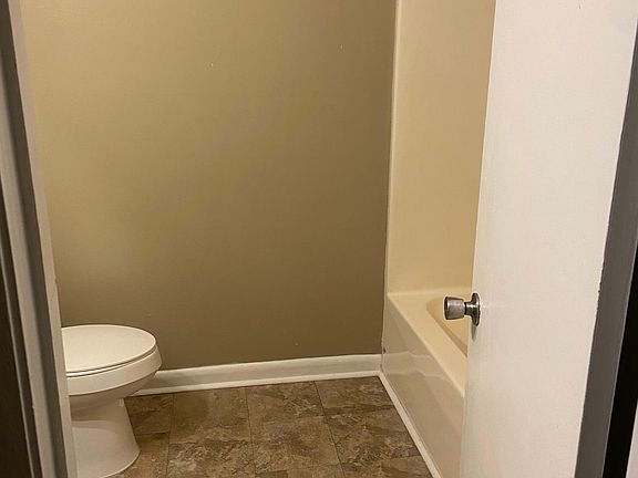 5th image of 14024 Armond Dr SW