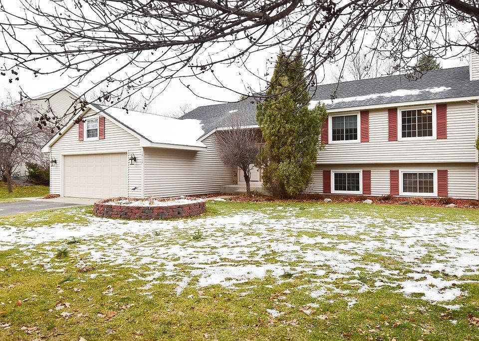 1st image of 14917 Oakland Ave S