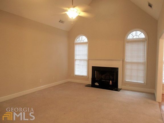 4th image of 430 Buckingham Cir