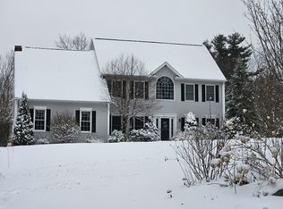545 Marshall St, Paxton, MA 01612