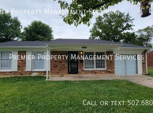 11010 Torrington Rd, Louisville, KY 40272