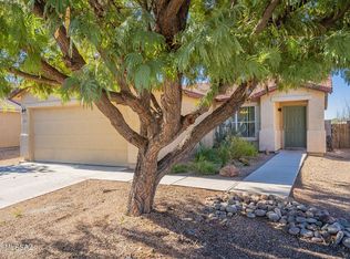 9301 N Centipede Ave, Tucson, AZ 85742