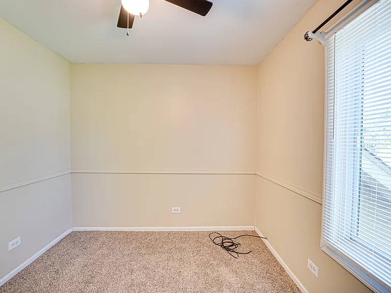 1320 Andover Dr — Photo 12