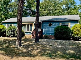 2 Jesse Brook Rd, Plymouth, MA 02360