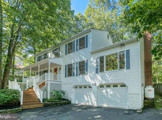 2305 Harpoon Dr, Stafford, VA 22554