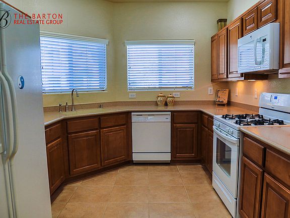 2nd image of 8373 Teton Crest Pl