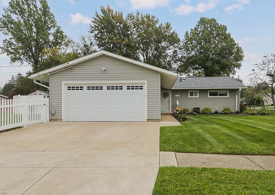 1st image of 364 Wyleswood Dr