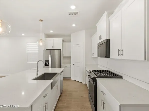 2412 E ENANTIO Road, San Tan Valley, AZ 85143