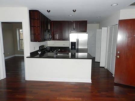 2nd image of 3553 W Ainslie St APT 3