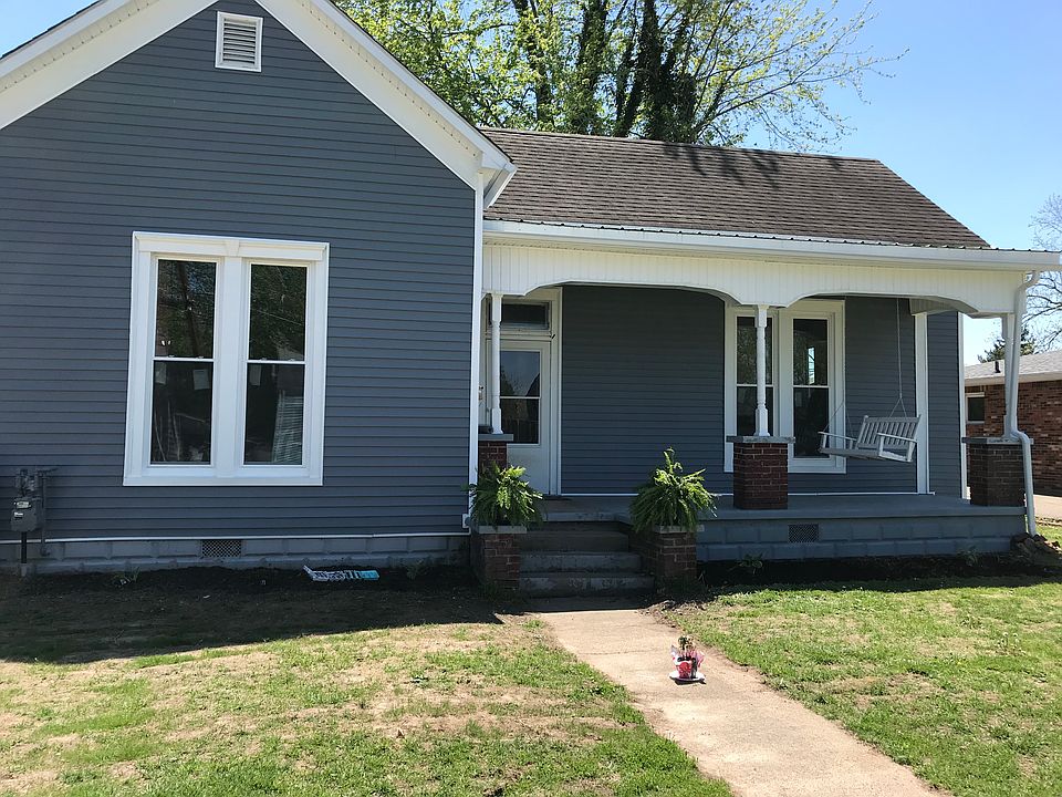 1st image of 216 S Greensburg St