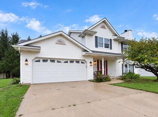 720 N 8th St, Oostburg, WI 53070