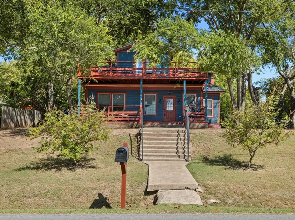 1116 W Jefferson St, Waxahachie, TX 75165