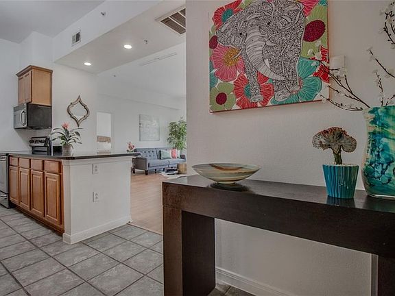 2nd image of 3225 Turtle Creek Blvd #507
