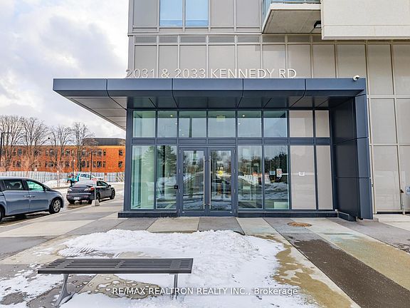 2nd image of 2033 Kennedy Rd #2008