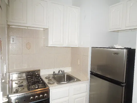 Rented by Ready Group | media 37