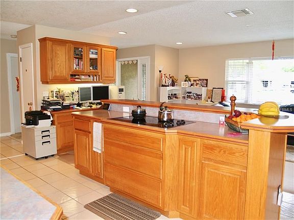 2nd image of 6270 Silver Glen Ct