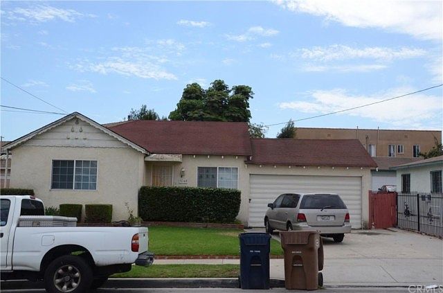 1st image of 1240 W 109th St