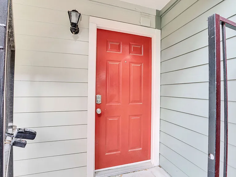 2104 Cullen Ave #207 — Photo 19