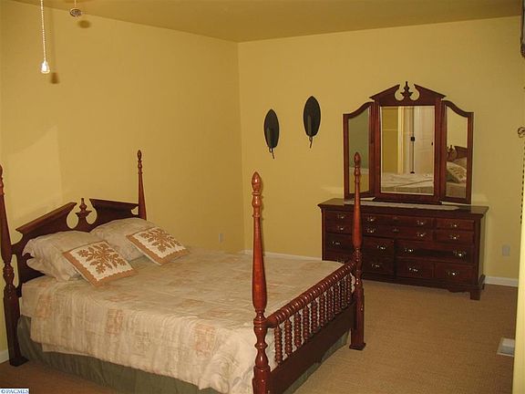 5th image of 5000 Hershey Ln