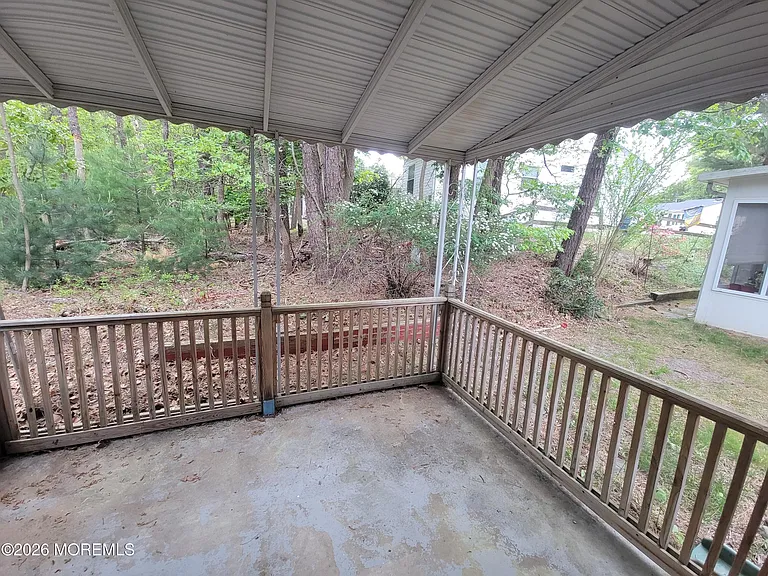 16 Chelsea Dr — Photo 12