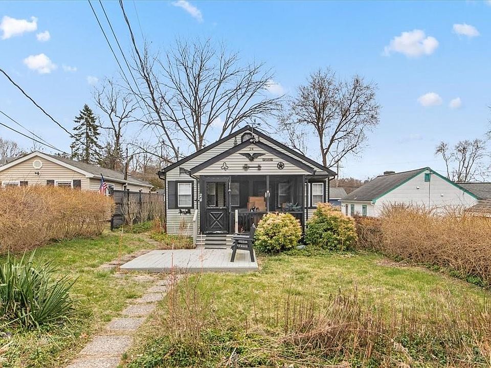 1st image of 24 Putnam Drive