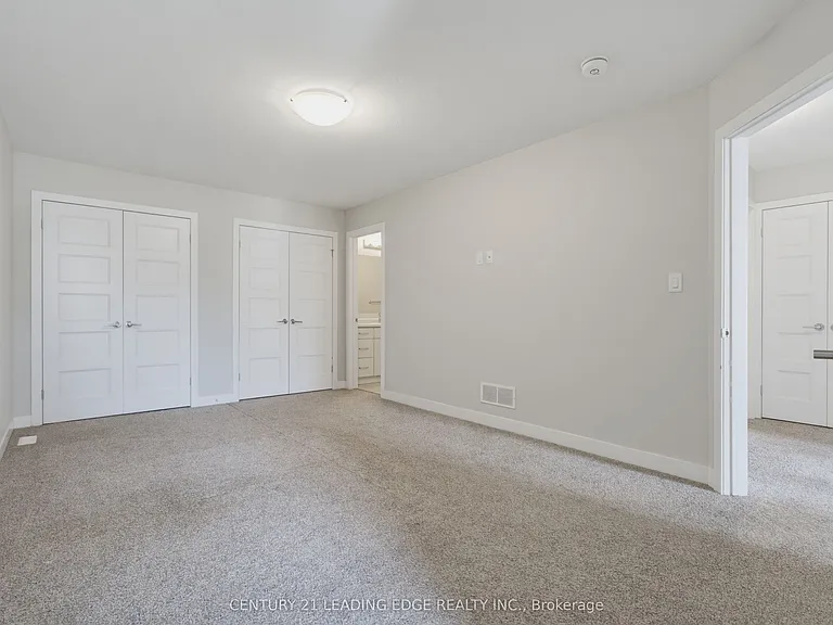915 Georgetown Dr — Photo 20