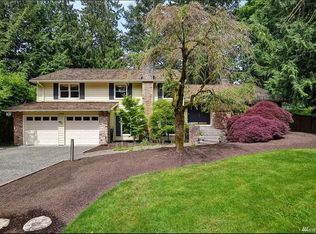 2212 Sahalee Dr W, Sammamish, WA 98074