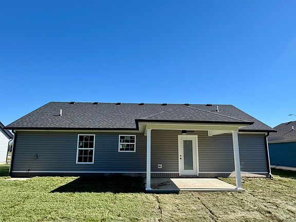 4th image of 112 Bow Bridge Dr