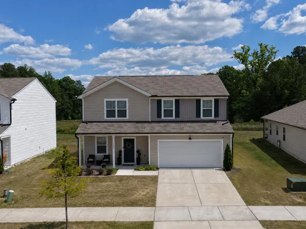 1416 Heron Pond St, Raleigh, NC 27604