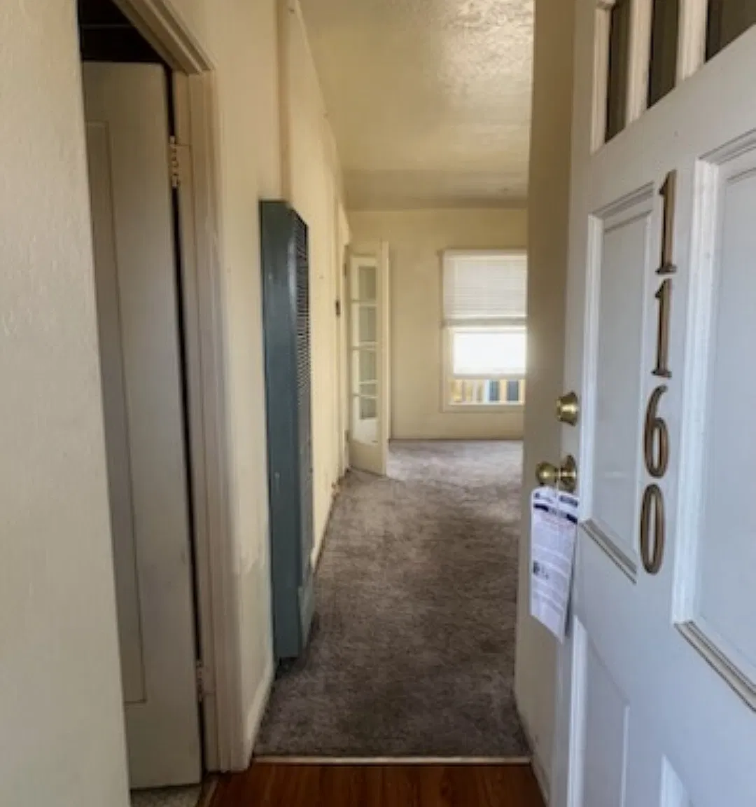 Studio, 400 sqft, $1,995 — Photo 1