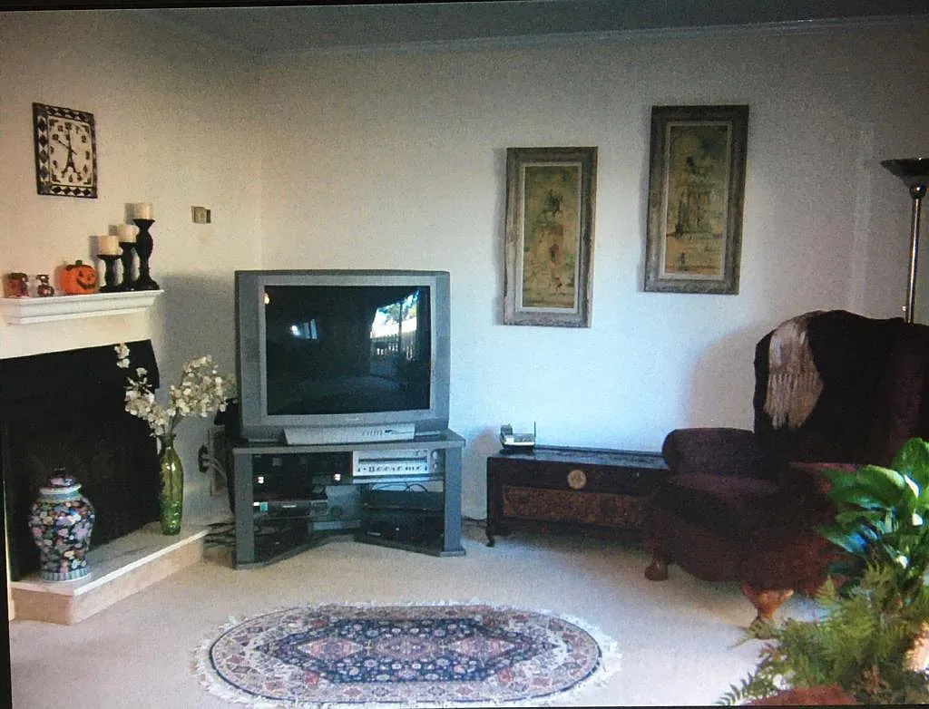 3 bed, 2.5 bath, 1500 sqft, $1,250 — Photo 2