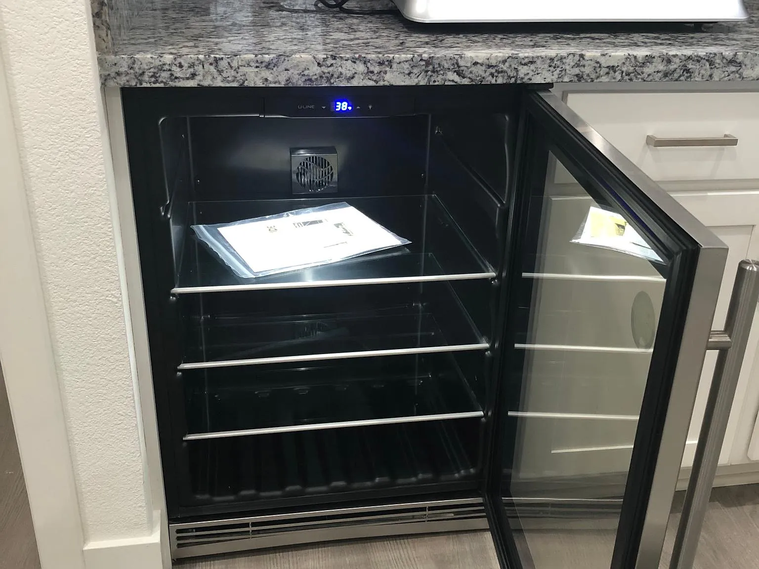 1 bed, 660 sqft, $1,500 — Photo 4