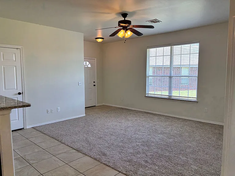 1324A Garden Gate Dr — Photo 4