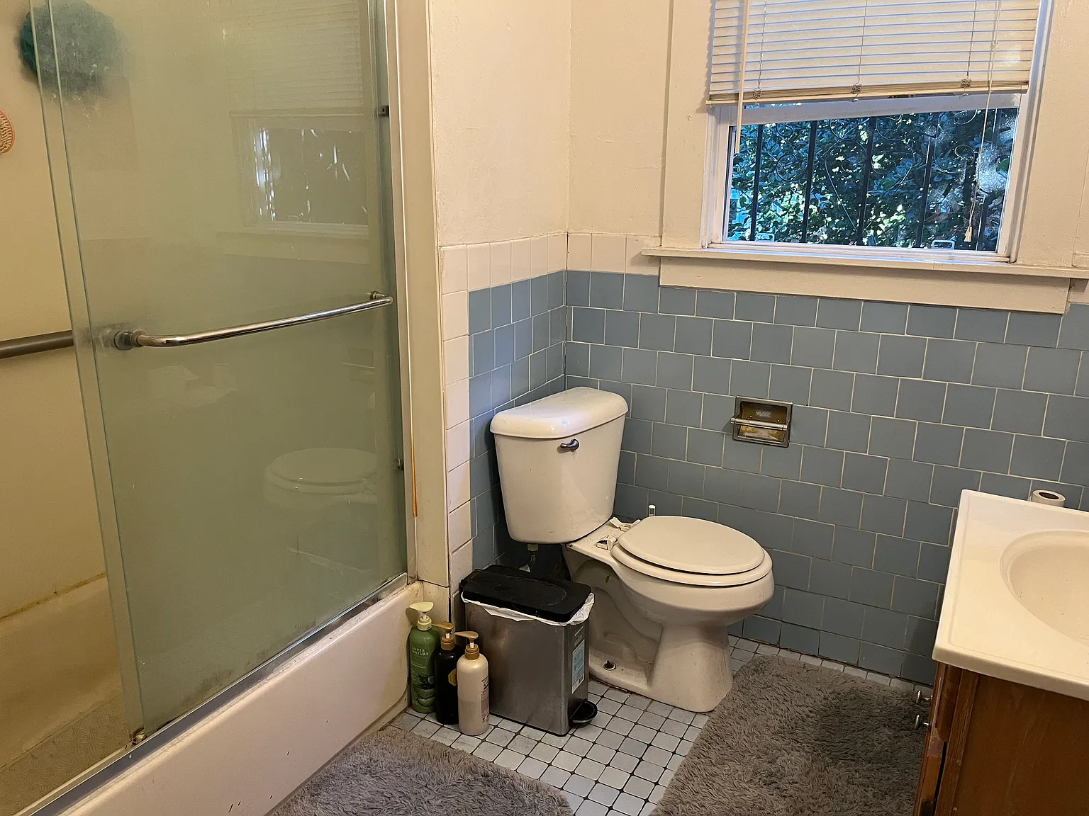 3 bed, 2458 sqft, $790 — Photo 3