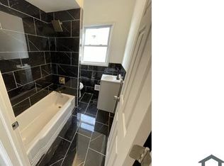 304 Ridgewood Ave #1, Newark, NJ 07112