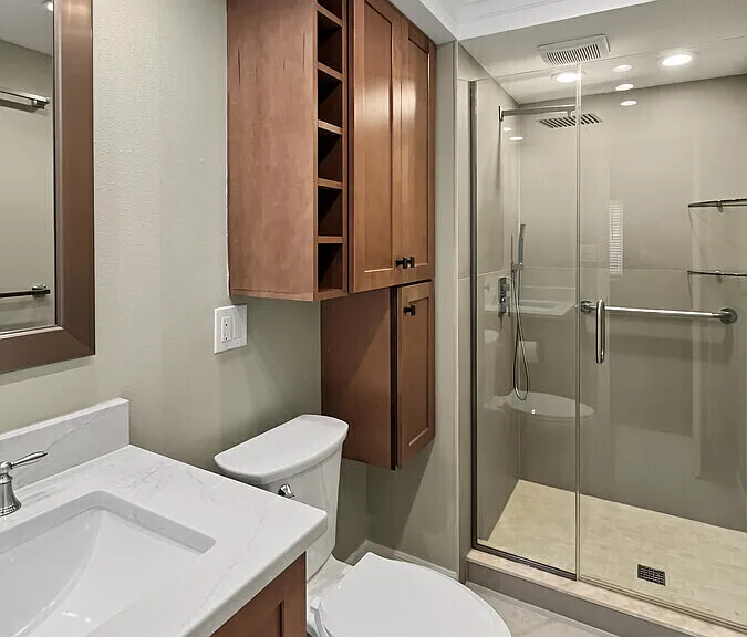 6470 Hollywood Blvd #104 — Photo 28