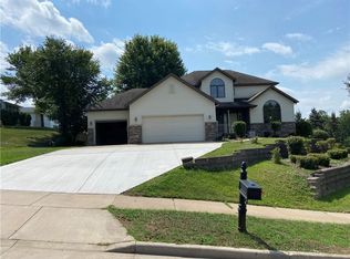 3921 Forest Heights Dr, Eau Claire, WI 54701