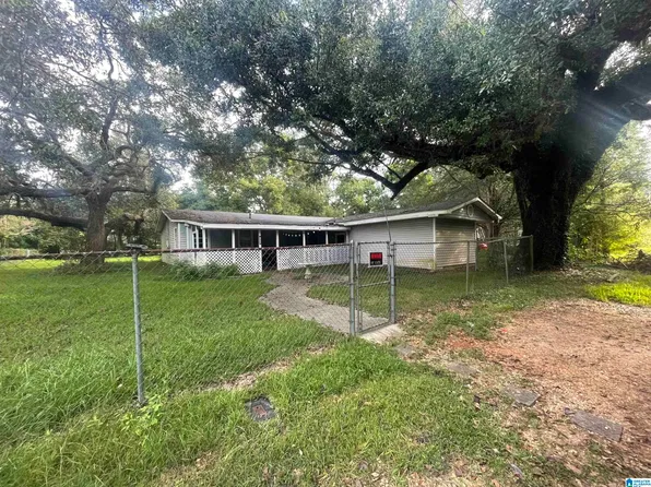 7270 Westchester Dr, Mobile, AL 36619