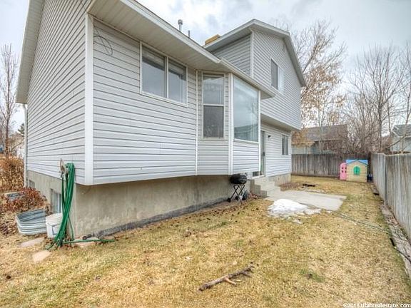 3rd image of 4837 S Katie St