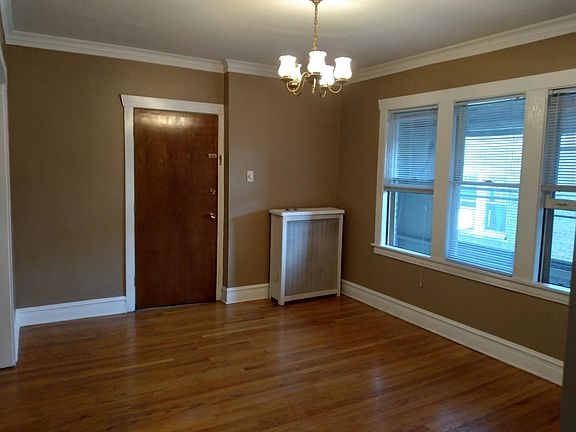 4th image of 622 Elgin Ave #2