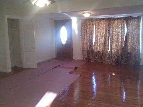 2nd image of 11218 204th St