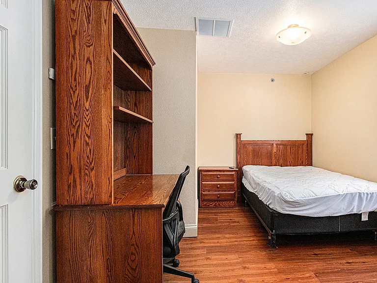 806 S Bend Ave #A — Photo 10