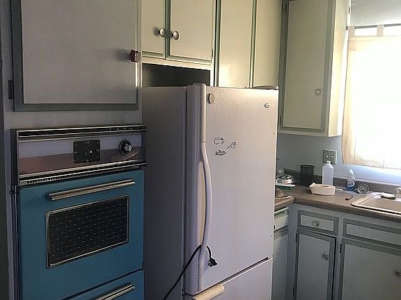 2nd image of 15242 Newcastle Ln