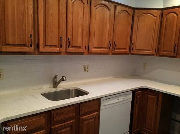 2nd image of 908 N 4th St